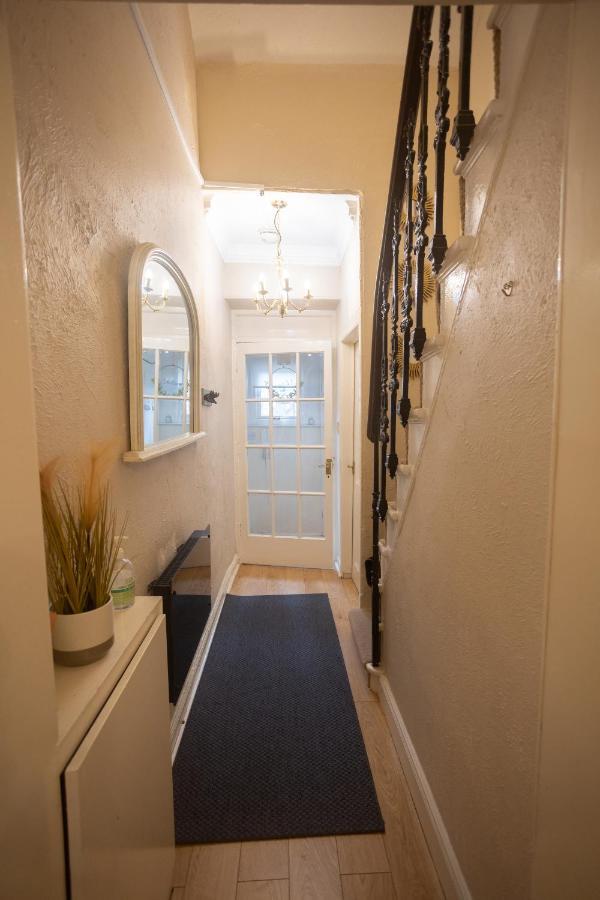 Sandgate 2-Bed Apartment In Ayr Central Location Exteriör bild